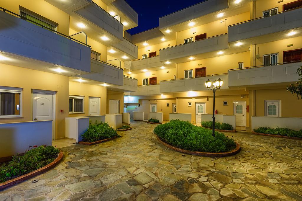 Hotel Fotini Kalamata Exterior foto